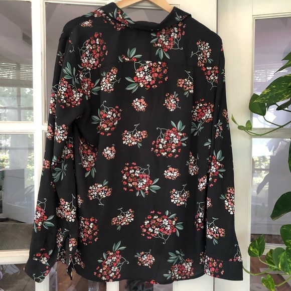 Ann Taylor Loft Floral Button Down Top - Picture 3 of 7